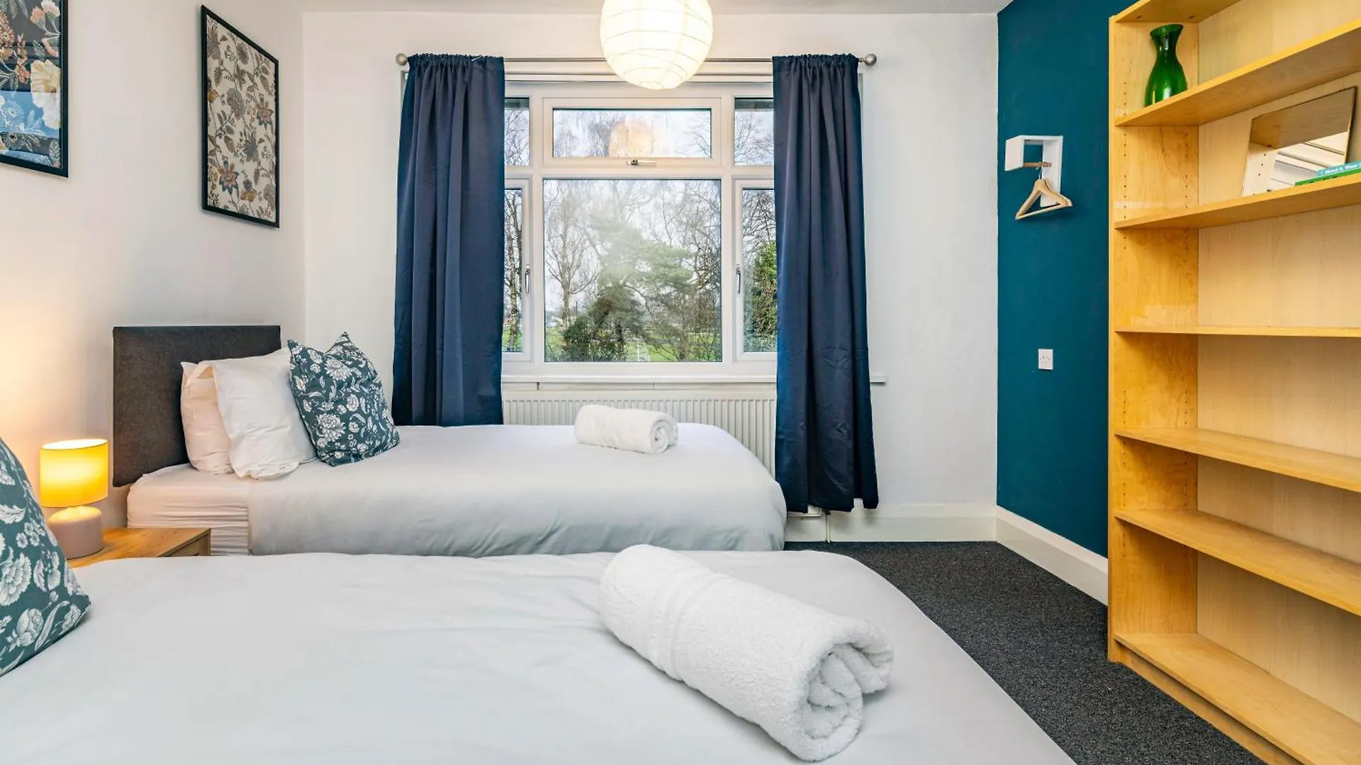 University View-Off-Street Parking-Sleeps 8-Fast Wifi Nottingham United Kingdom